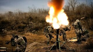 ЦРУ и западный спецназ находятся на Украине Украинская артиллерия ведет обстрел